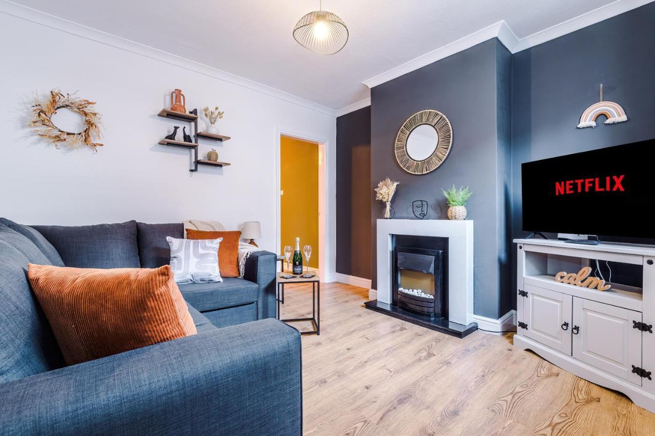 Stylish City-centre Home: Comfort For 6 Chester