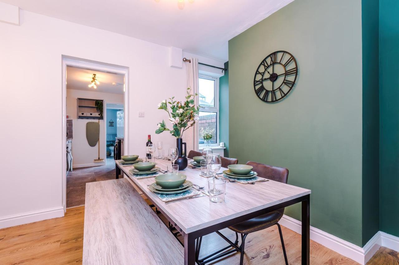 Stylish City-centre Home: Comfort For 6 *