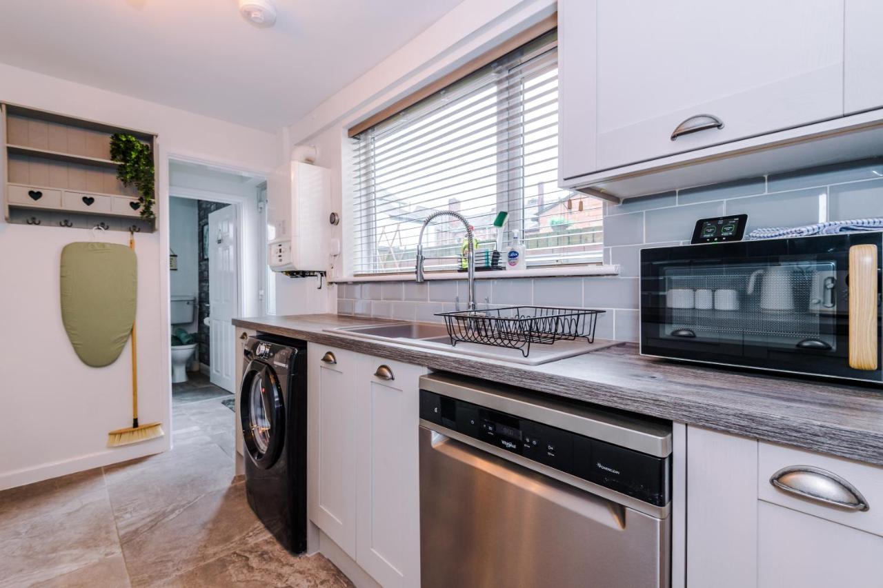 Stylish City-centre Home: Comfort For 6 * Chester